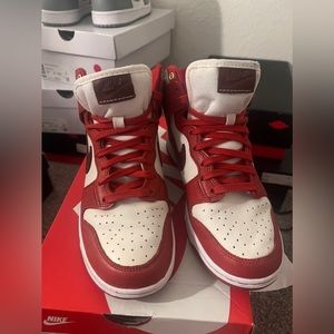 Nike Dunk High LXX Cinnabar